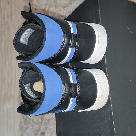 Boys youth Air Jordan 1 MID - Picture 5 of 9